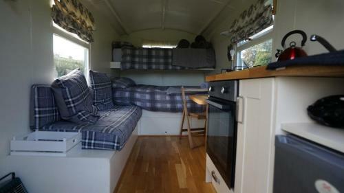 Shepherd's Hut Westcote