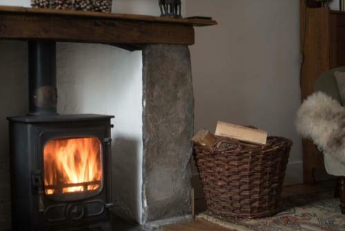 Ty Nant Fach