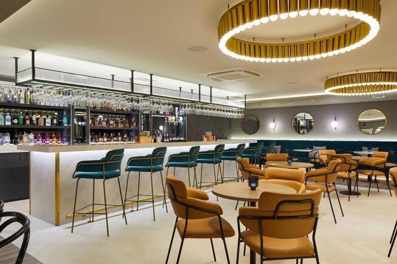 Hotel Courtyard By Marriott London Heathrow Airport