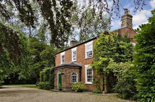 The Grange Willows