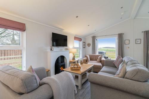 Lodge Wolds Away