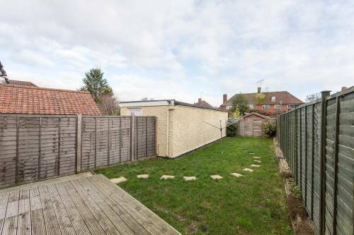Ifield House Crawley/gatwick