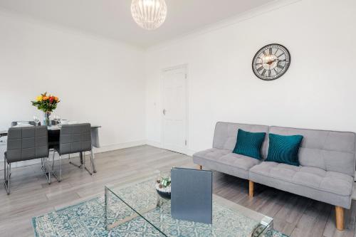 Open Luxury Contractor Apartment East London