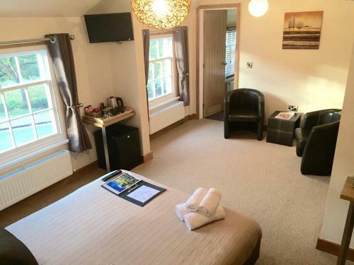 Hostal Bridge View Guest House