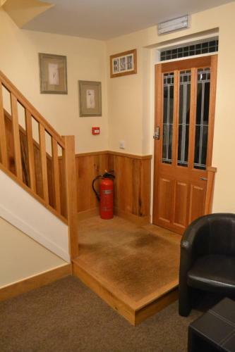 Hostal Bridge View Guest House