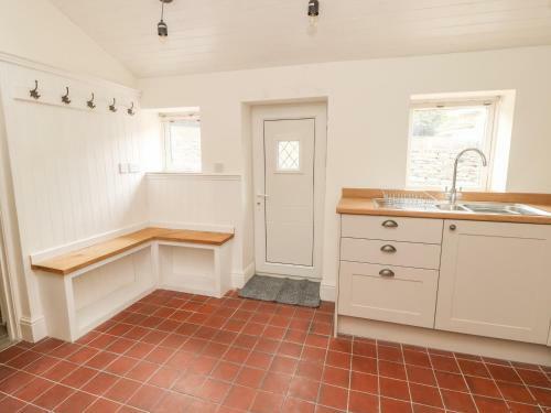 Hill Top Cottage