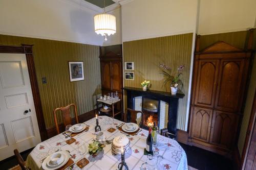 Charming 2-bed House Near Westlinton Carlisle