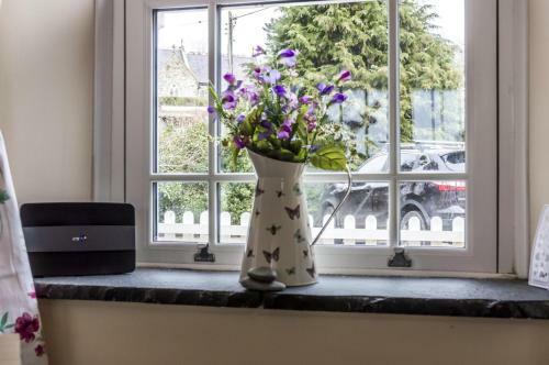 Chapel View - Guilford Bridge- 2 Bed Cottage - Llangwm