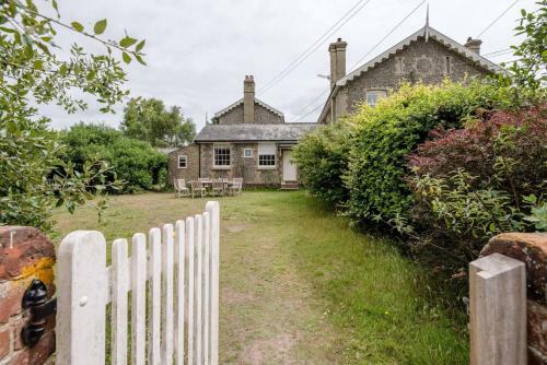 3 Shellpit Cottages, Thorpeness