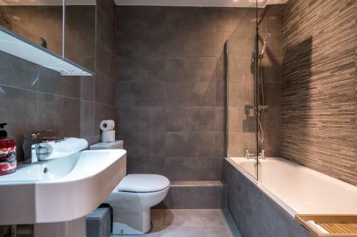 Apartamento Luxury, Central, Balcony, Netflix & Parking