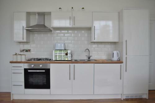 Apartment 2 Hamilton Square
