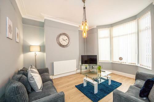 Apartamento Large Contractor & Worker House - Free Parking - By Comfyworkers