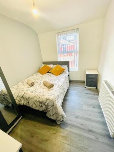 Stunning 4-bed House In Liverpool L15