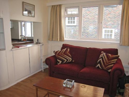 Holiday Home Cheval Place