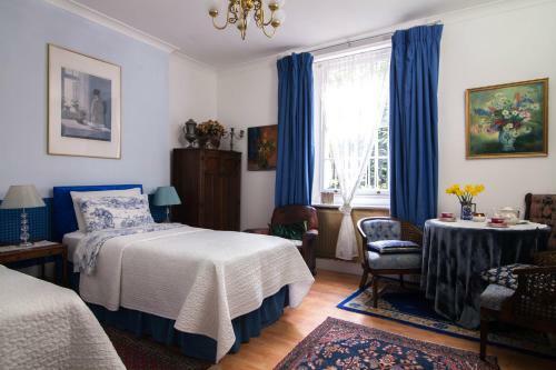Dawson Place, Juliette's Bed And Breakfast