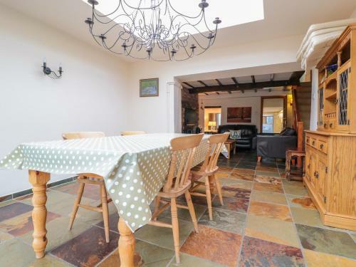 Twixt Cottage