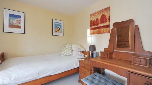 4/5 Georges Square