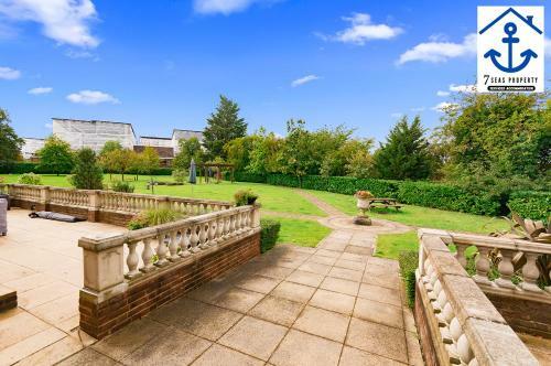 Luxury Apartment W Big Balcony Maidenhead