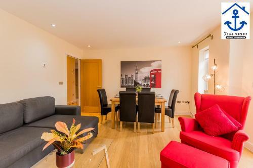 Luxury Apartment W Big Balcony Maidenhead