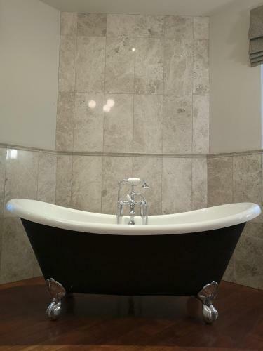 Bed & Breakfast Cleatham Hall