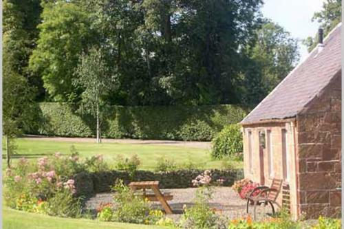 Villa Harleyburn Cottages - Stables And Saddlery