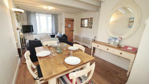 Cloud Cottage, Mumbles