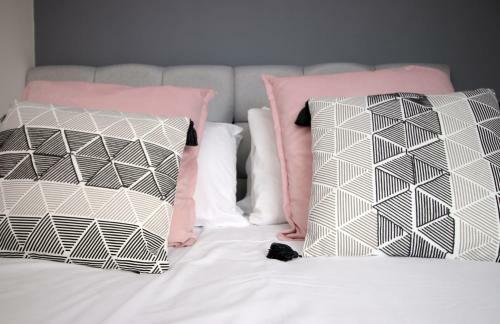 Usk House By Staybc