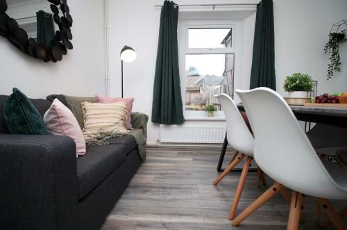 St Woolos Lodge By Staybc