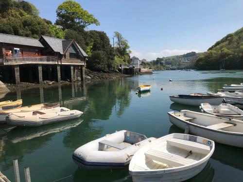 Cute 2 Bed Cottage In Newton Ferrers Devon