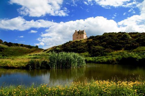 North Berwick Chateau Sleeps 16