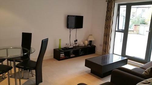 Luxury Holiday Rental - Oxford Apartment Cental - Jericho Riverfront