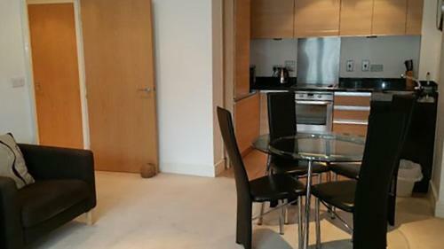 Luxury Holiday Rental - Oxford Apartment Cental - Jericho Riverfront