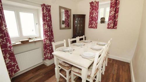 Bull Croft Cottage, Oxwich