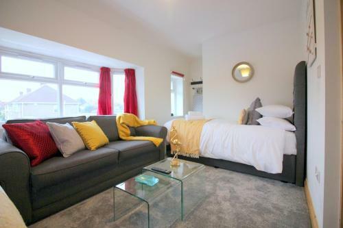 Saint Luke's Apartments By Paym�n Club