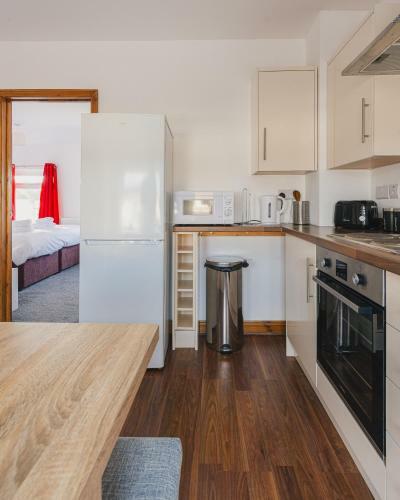 Saint Luke's Apartments By Paym�n Club