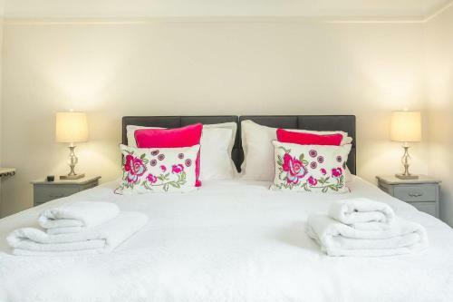 Stunning 2bd Property W Garden In Salisbury
