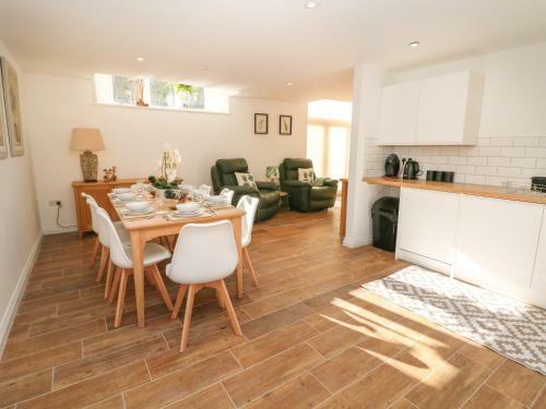 Oak Cottage
