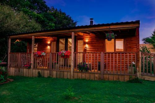 Lodge Cherry Tree Glamping