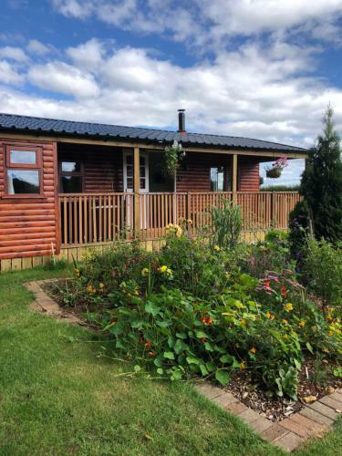 Lodge Cherry Tree Glamping