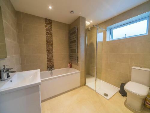 St Johns Road Apartments Perfect Location