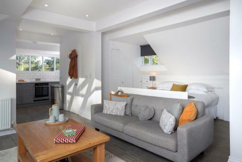 Apartamento The Sanctuary - Spacious Studio - Stunning Lake Views