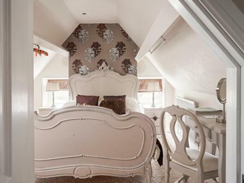 Wollaston Chateau Sleeps 19 Wifi