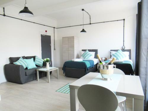 Queens Apartments