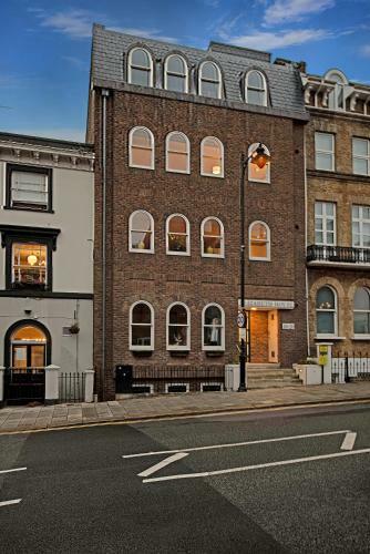 Elegant Windsor Apartment Close To Castle