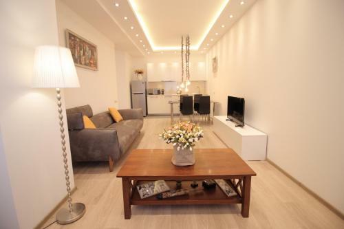 Shartava Deluxe Apartment