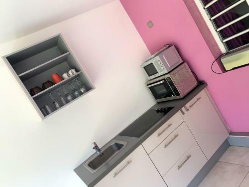 Apartamento Studio In Le Gosier With Shared Pool Enclosed Garden And Wifi