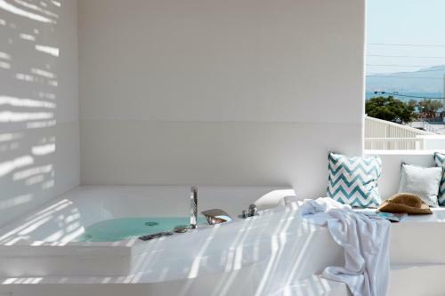 Hotel Arco Solium Suites