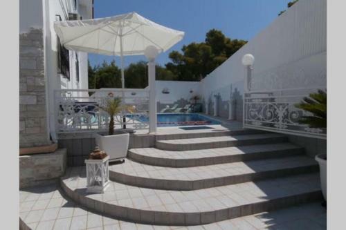 Secluded Villa With Pool