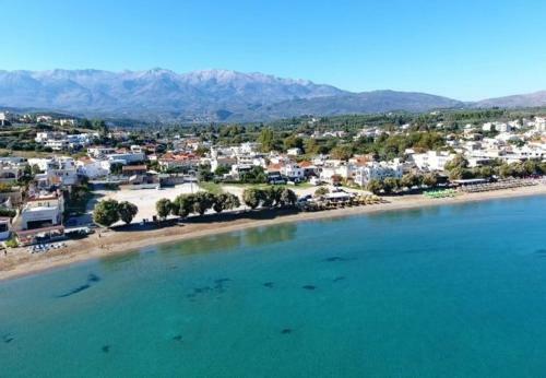 Armenoi Villa Sleeps 6 With Pool And Air Con