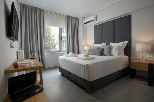 Legeo-luxurious Athenian Apartment